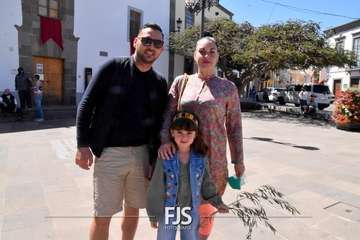 La procesión de La Burrita toma San Juan después de dos años de suspensión por la pandemia/Francisco Javier Santana y Antonio Alí.